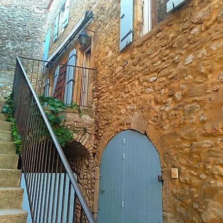 Belle Maison En Pierre Dans Village Medieval Du Xie Siecle Pour 10 Pers 6 Adultes 4 Enfants 3* Frigoulet